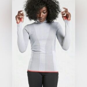 Athleta Flurry Downslope Turtleneck Small